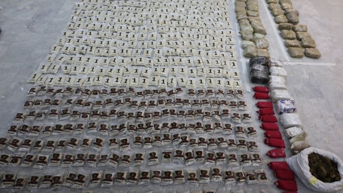 Syria, Iraq dismantle cross-border drug network; 800,000 Captagon seized