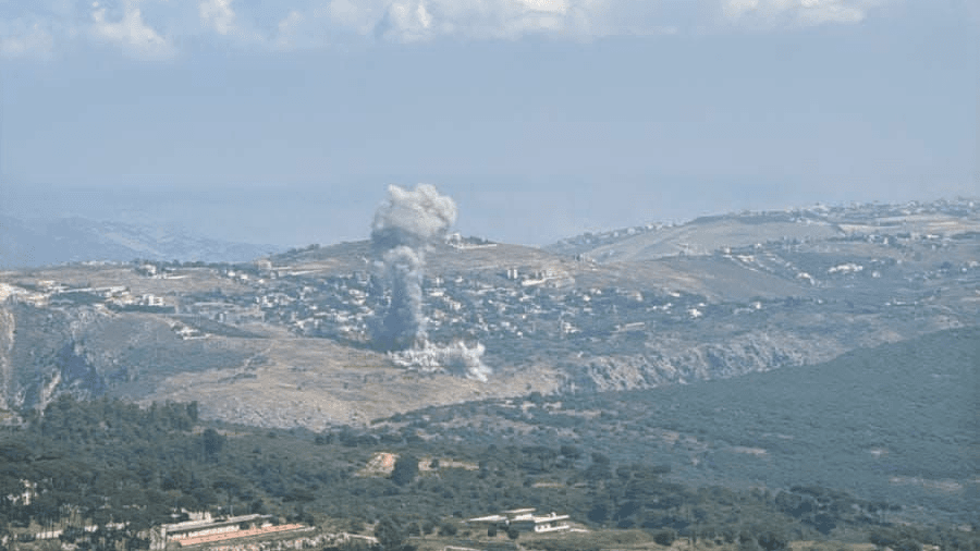 Heavy Israeli strikes hit southern Lebanon and West Beqaa